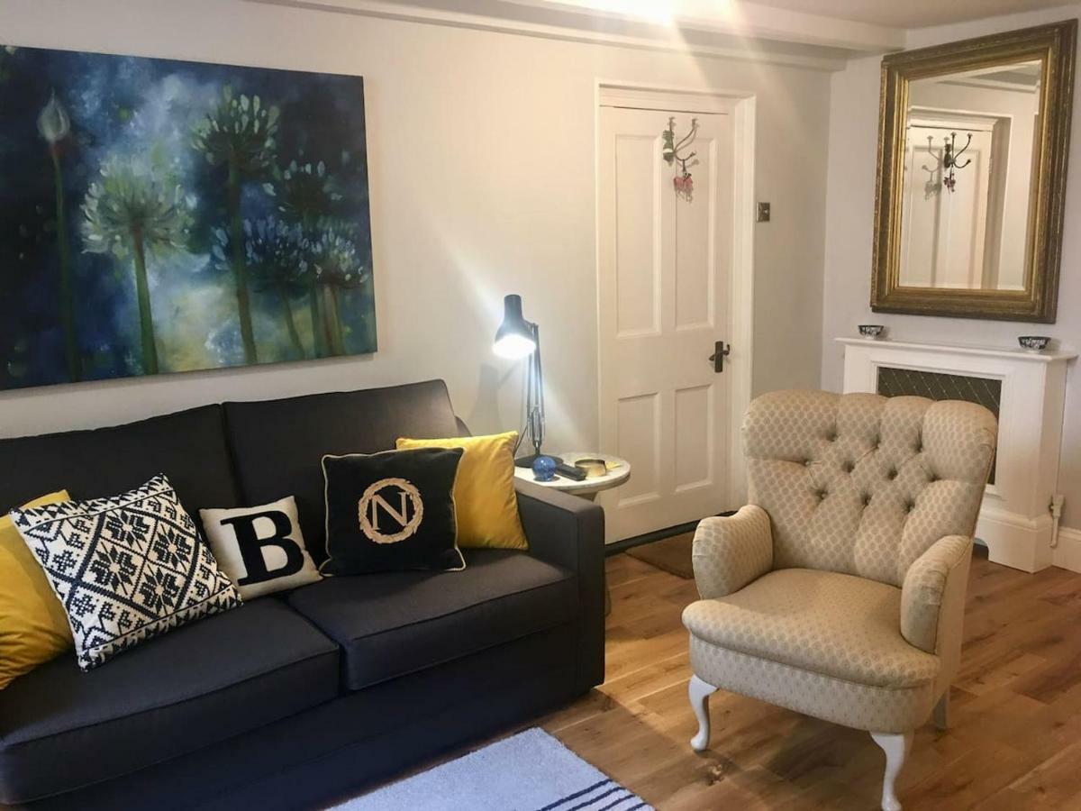 Beautiful 1Br Apartment In Historic St Aubin House 외부 사진
