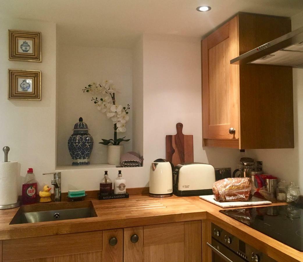 Beautiful 1Br Apartment In Historic St Aubin House 외부 사진