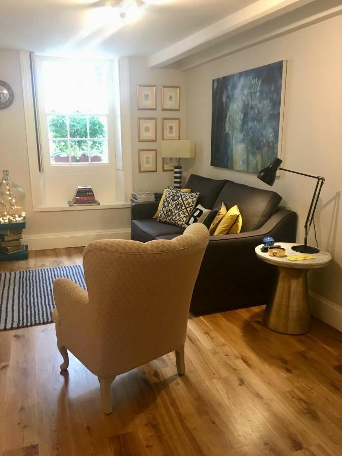 Beautiful 1Br Apartment In Historic St Aubin House 외부 사진