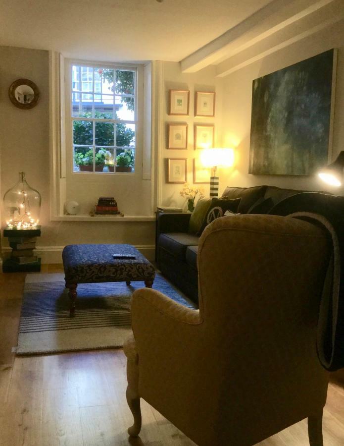 Beautiful 1Br Apartment In Historic St Aubin House 외부 사진